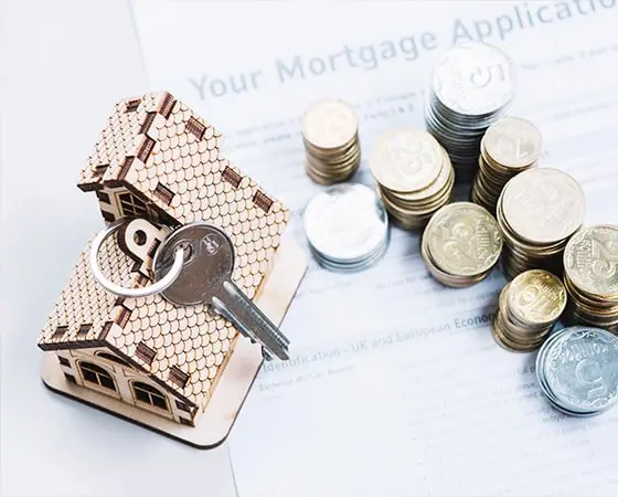 Kulcs és aprópénz, lakáshitel tanácsadás.